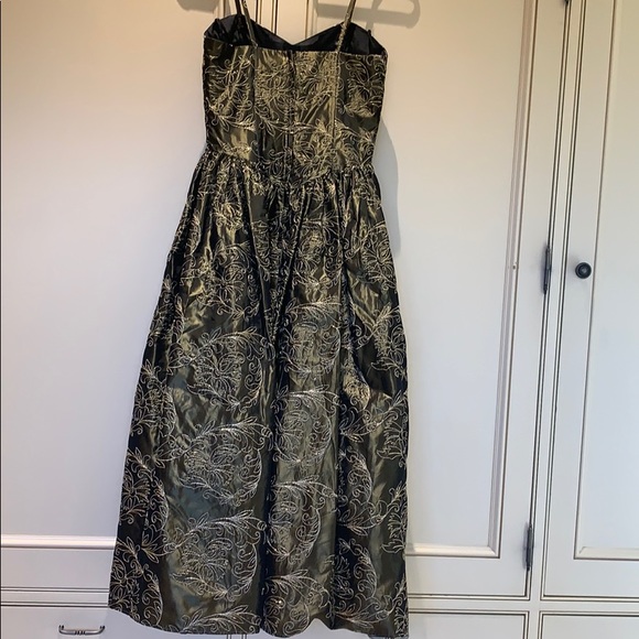 Evening gown - Picture 5 of 6